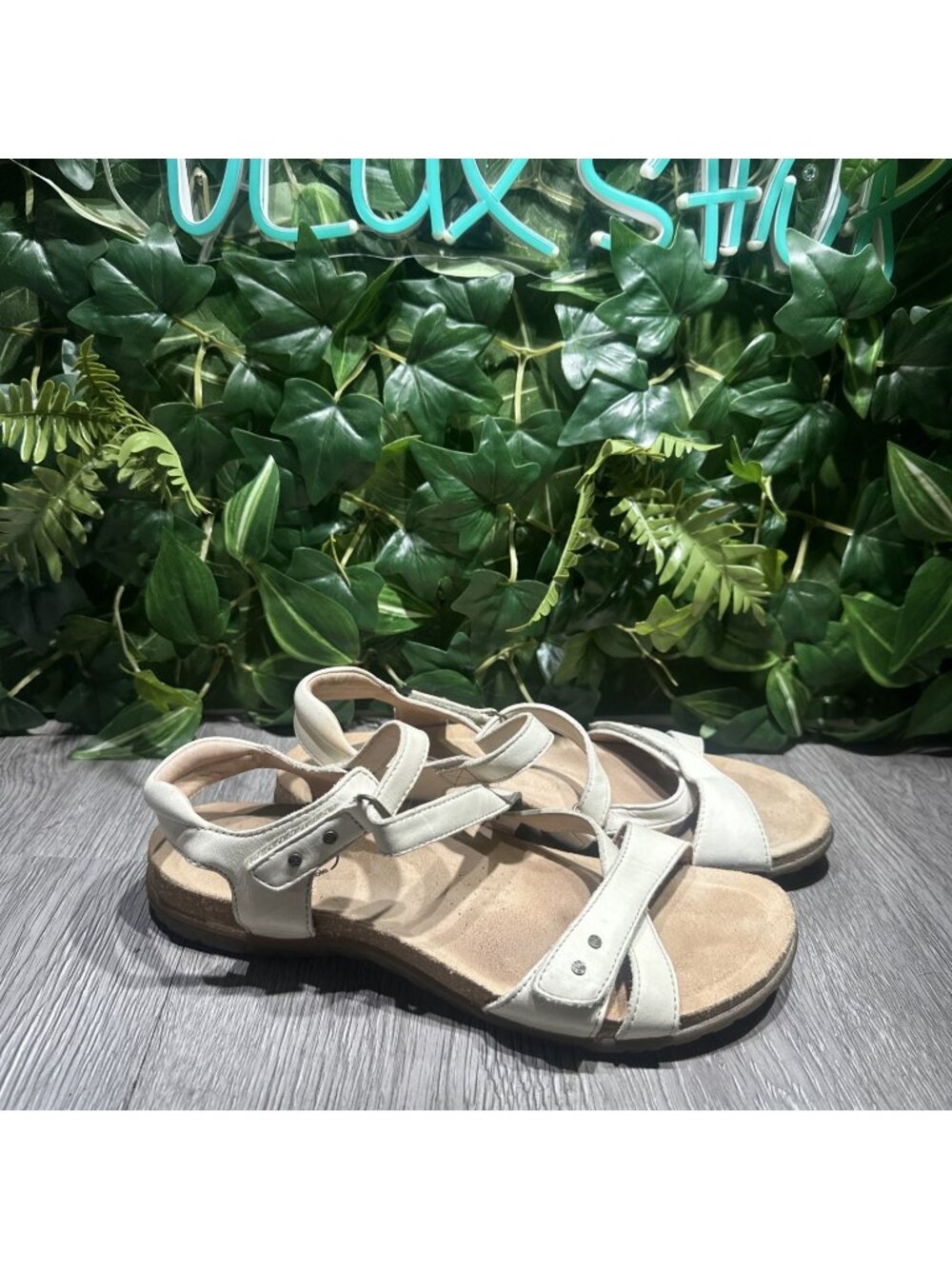 Taos Womens Grand Z Strappy Leather Sandals Beige Size 9-9.5